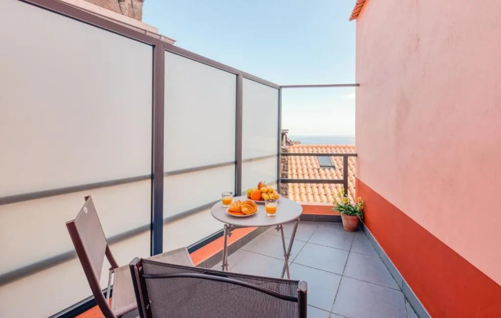 North Coast View House