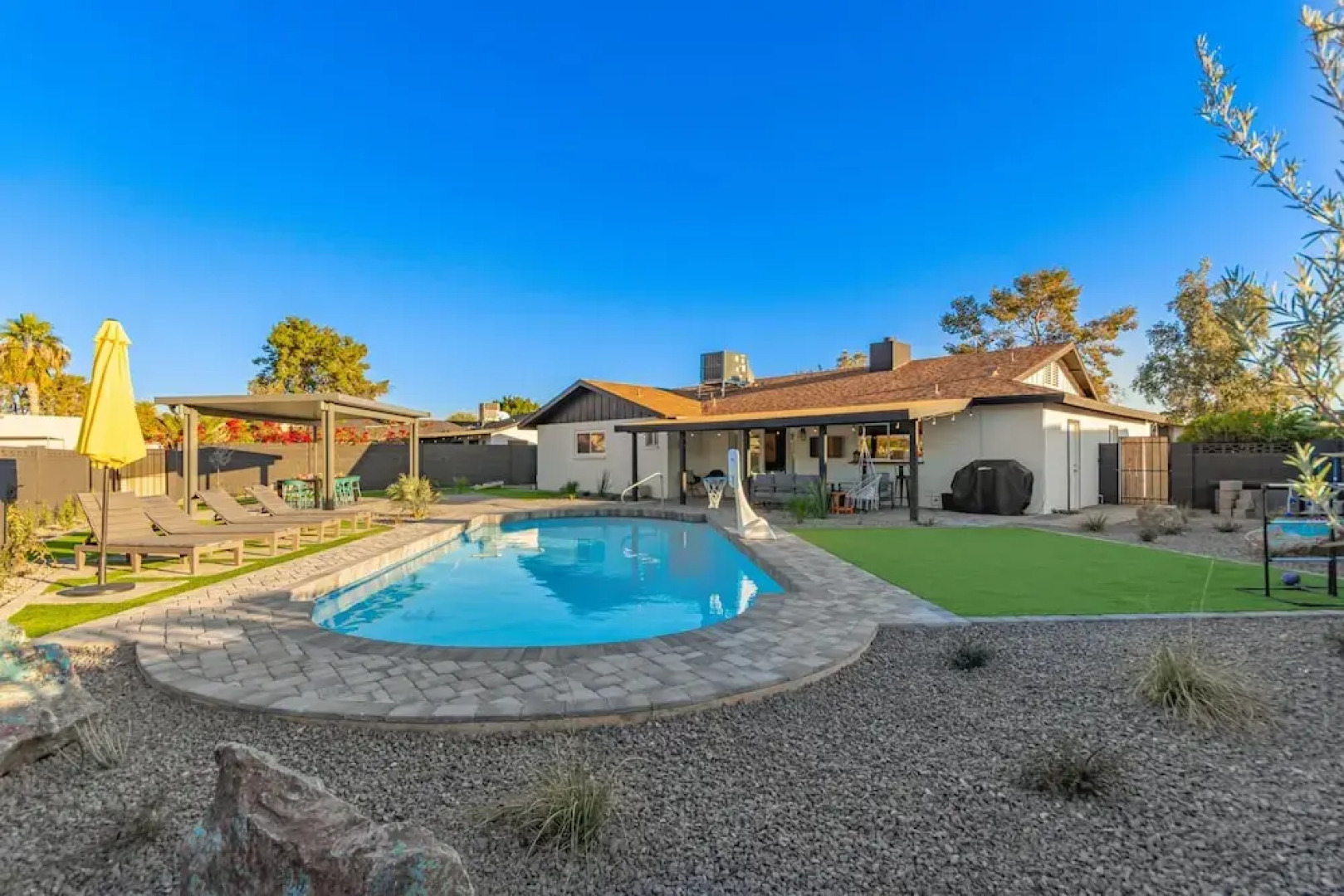 El Parque Tempe 4 Bedroom Home by RedAwning