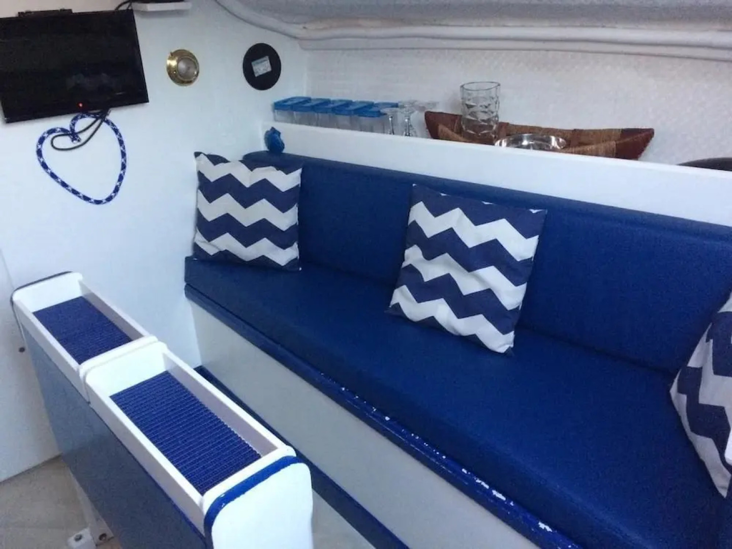 Voilier A Quai Gruissan