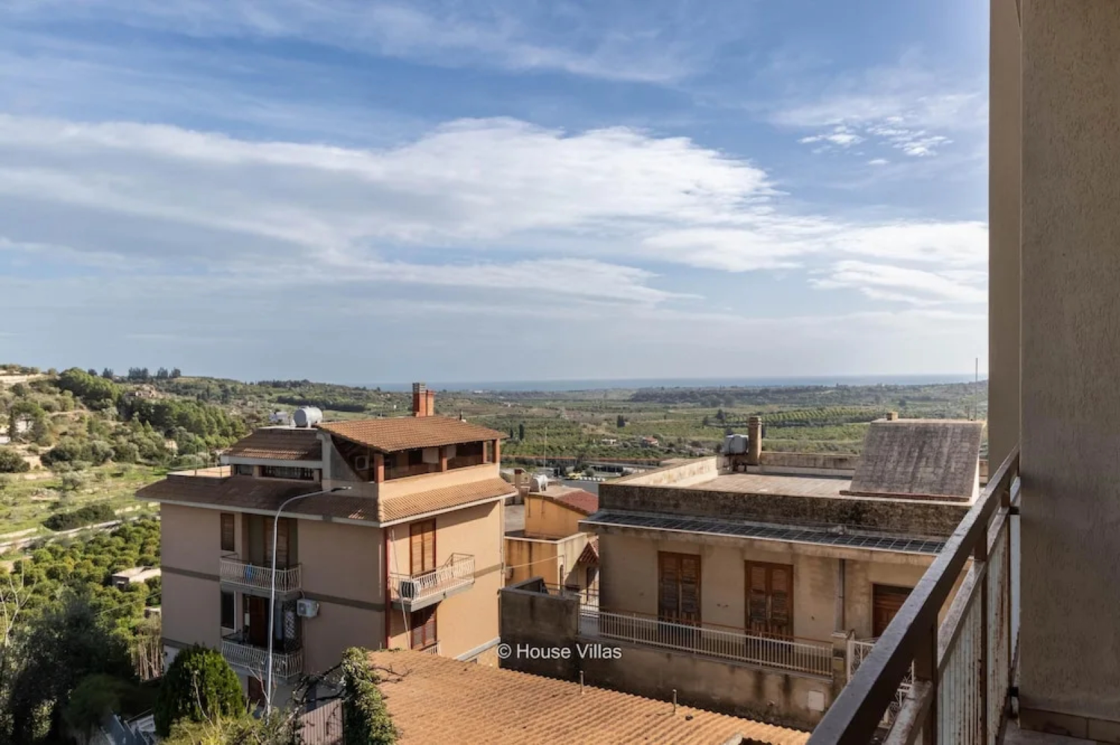 Peony Apartment in Noto