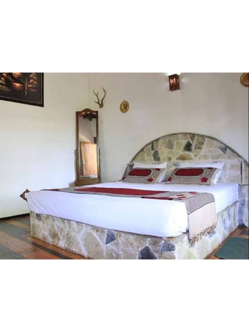 Hotel Happy Night Holiday Inn