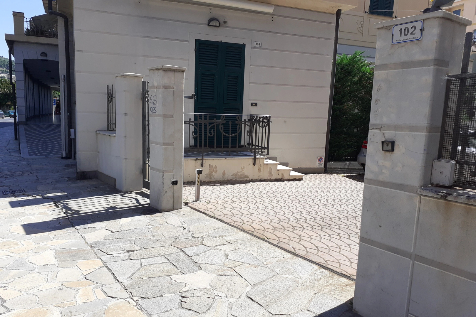 Palace Apartment