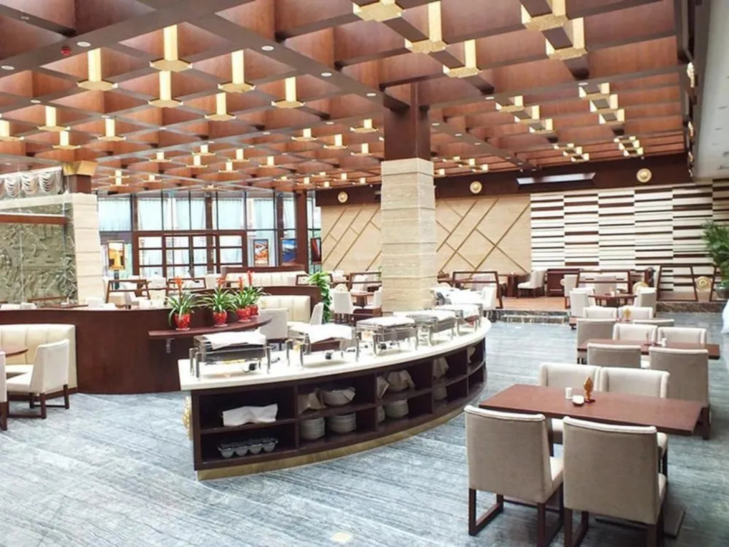 Sanroyal International Hotel