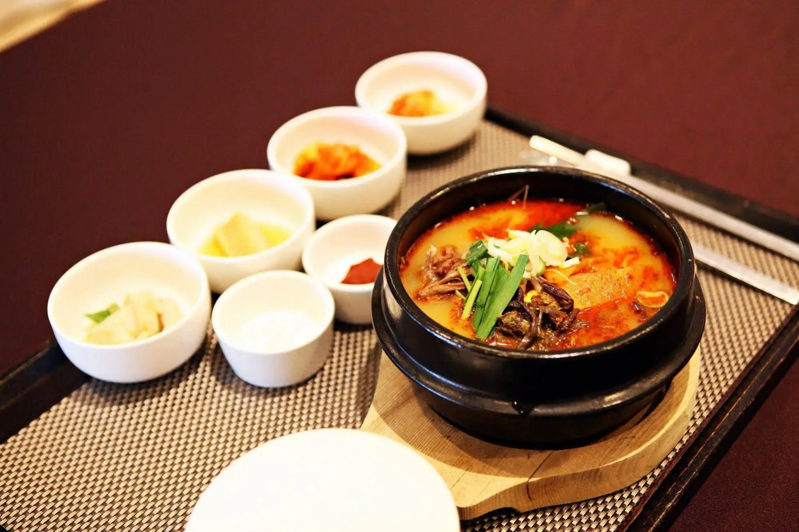 Raon Hotel & Resort