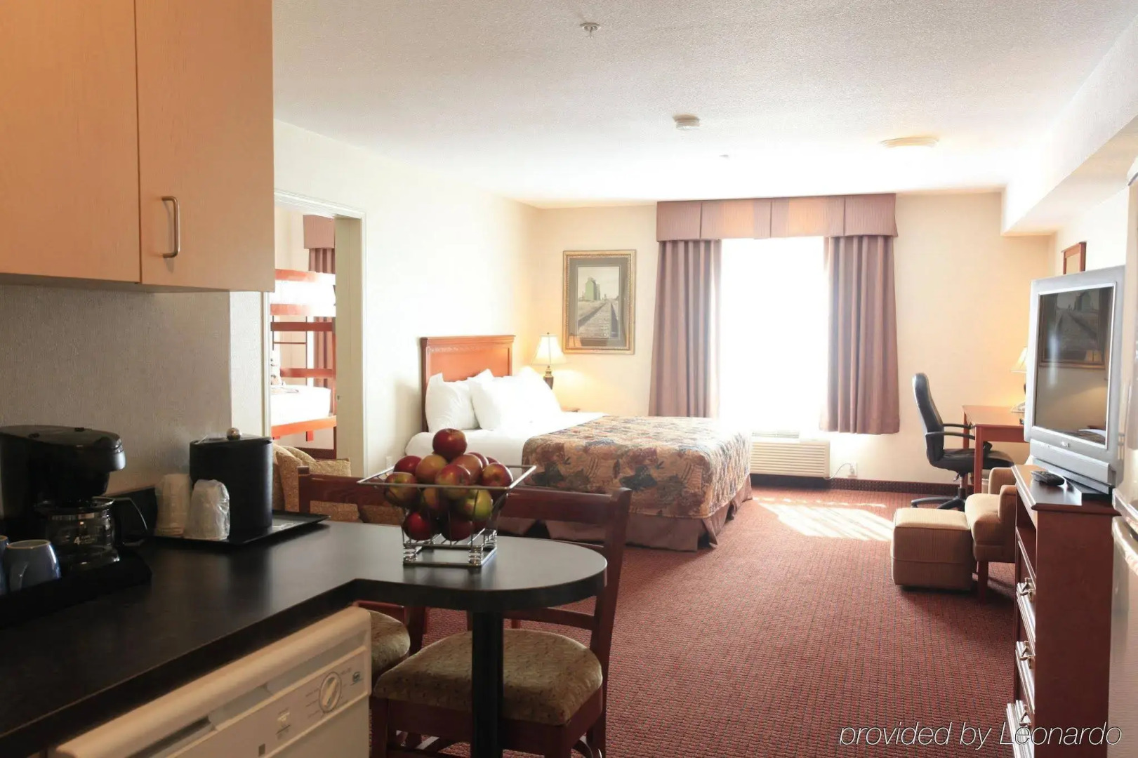 Coast Grimshaw Hotel & Suites