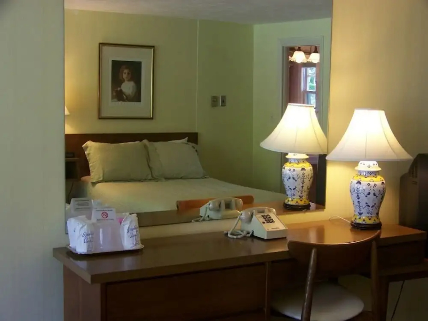 Colonial Village Motel and Cottages