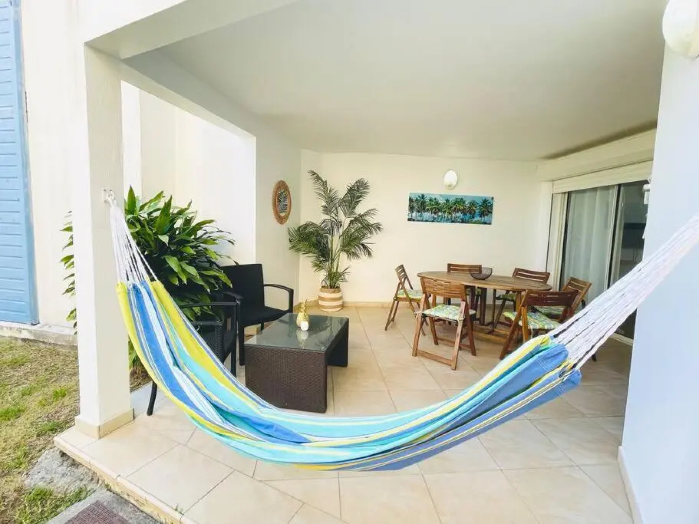 Le Poseidon Bas Du Fort