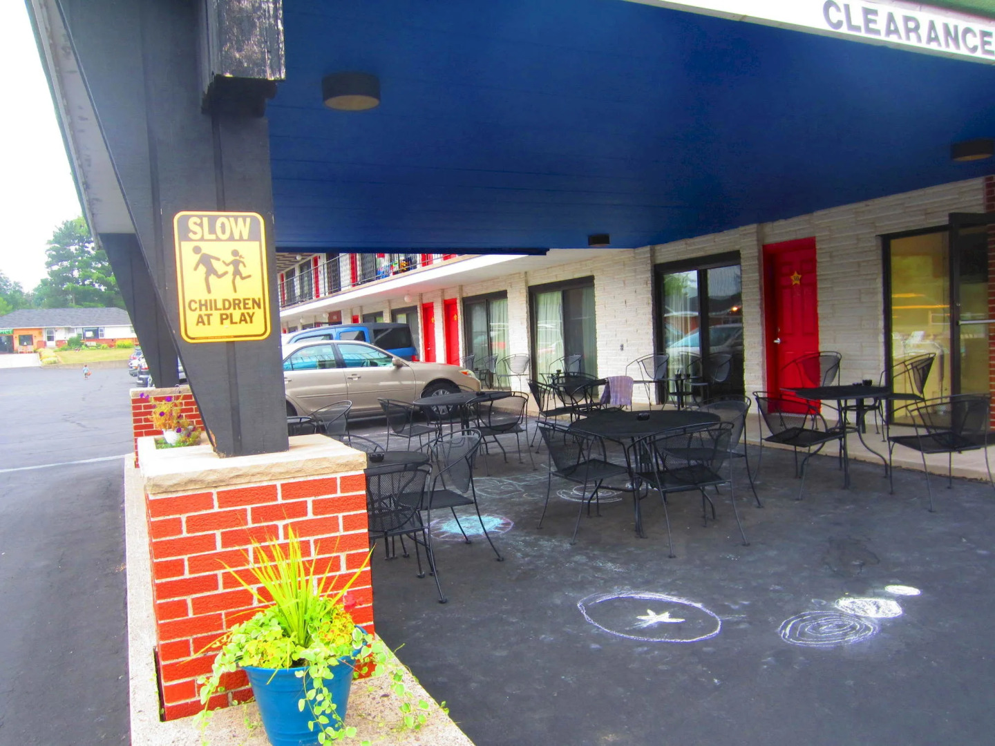 All Star Inn & Suites