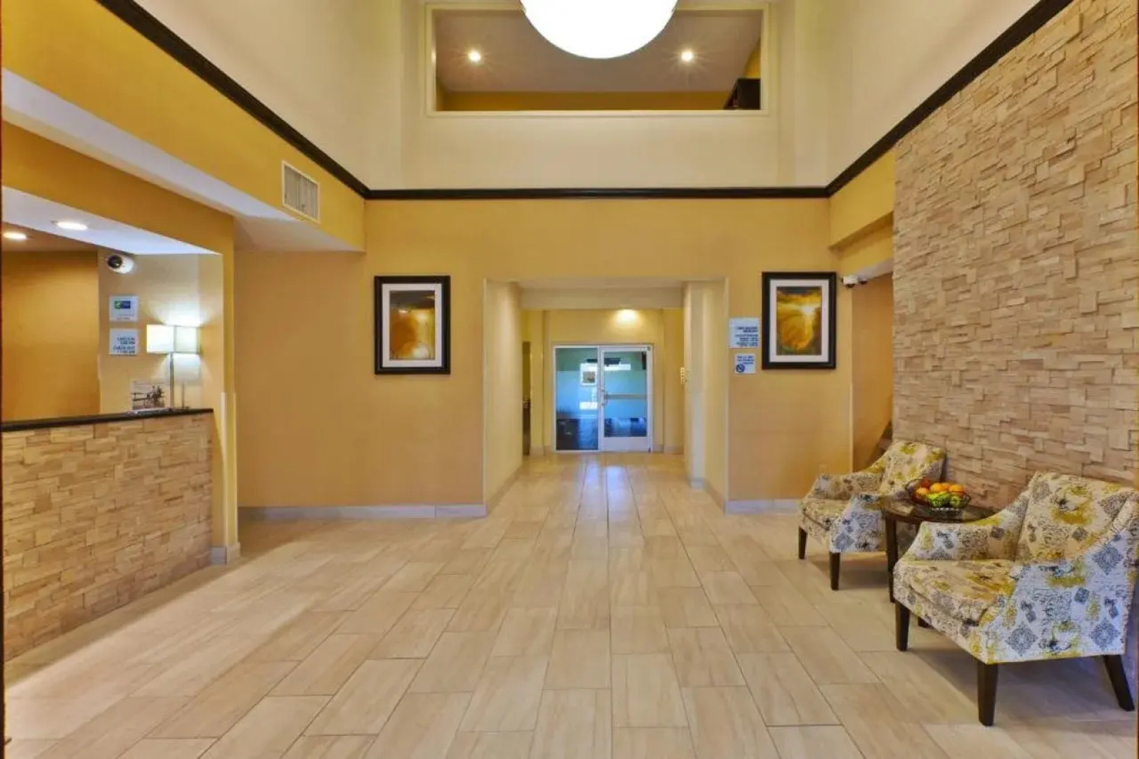 Country Inn & Suites by Radisson, Benton Harbor-St. Joseph, MI