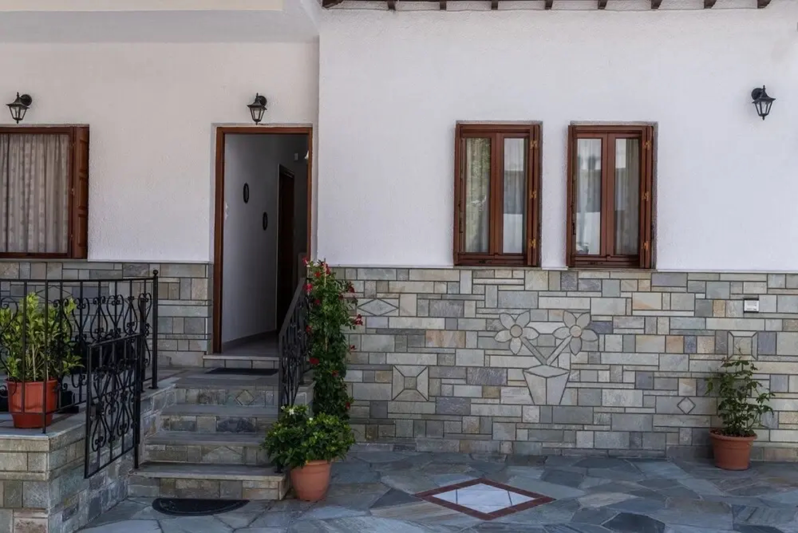 House of Gardenia
