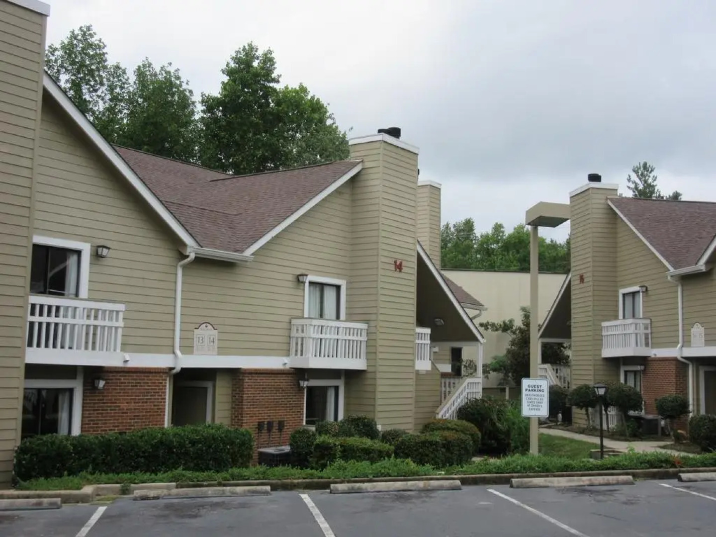 Cloverleaf Suites Columbia