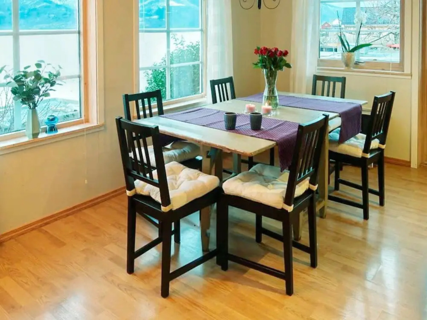 8 Person Holiday Home in Leikanger