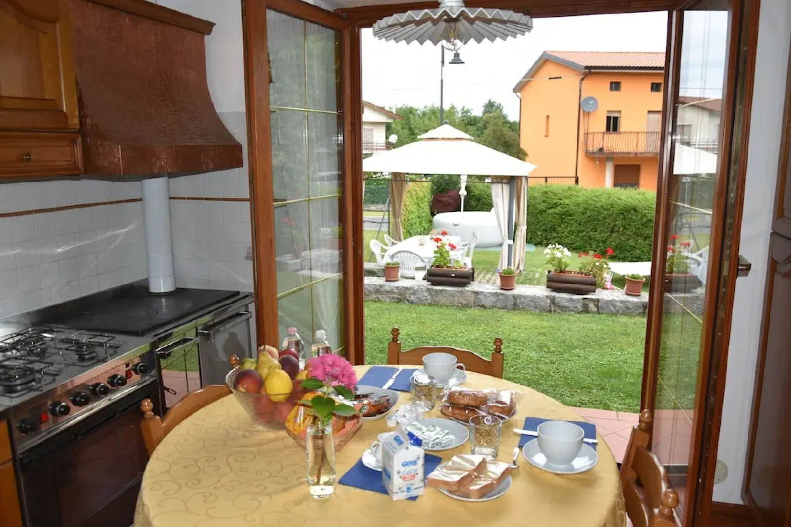Al Vecchio Glicine - Bed & Breakfast