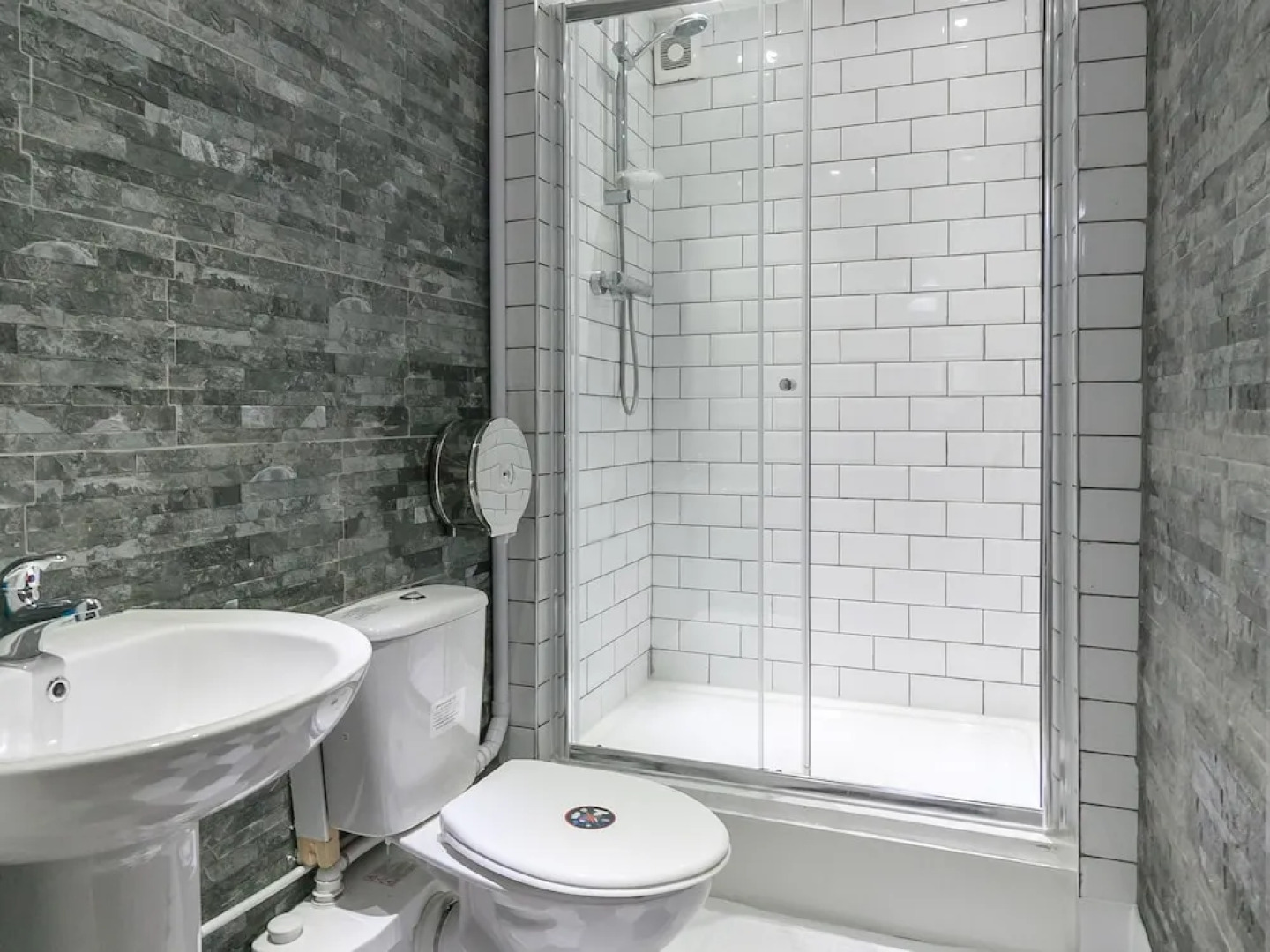 Oakshaw Guesthouse - Glasgow Airport