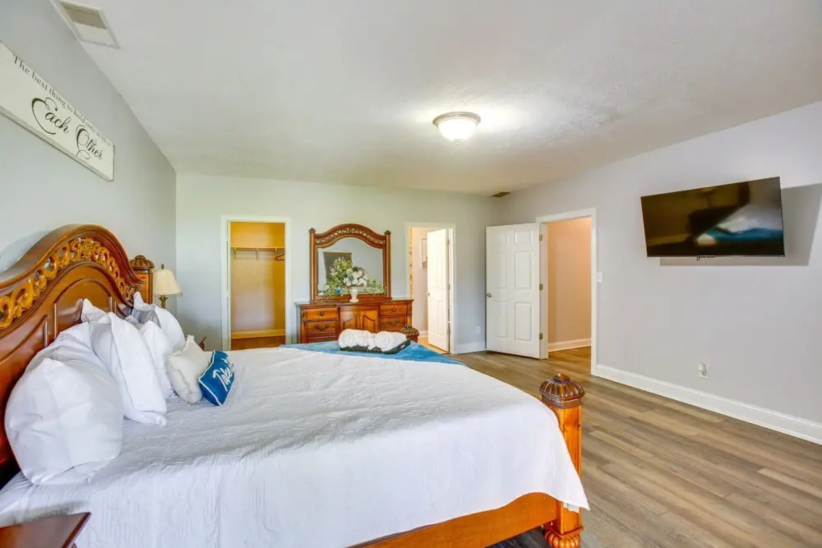 Charming Cadillac Retreat w/ Private Hot Tub!