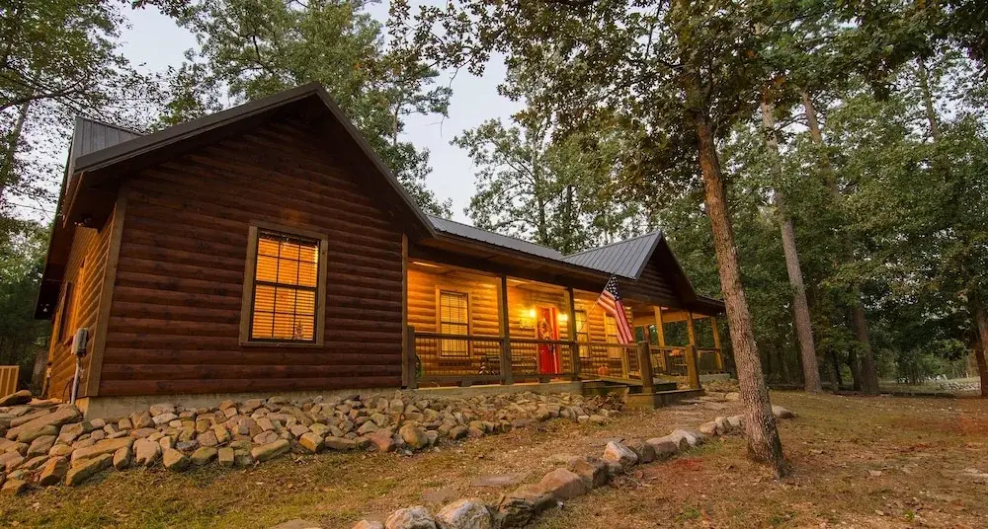 Shine on Harvest Moon With Private Grill and Hot Tub by Redawning