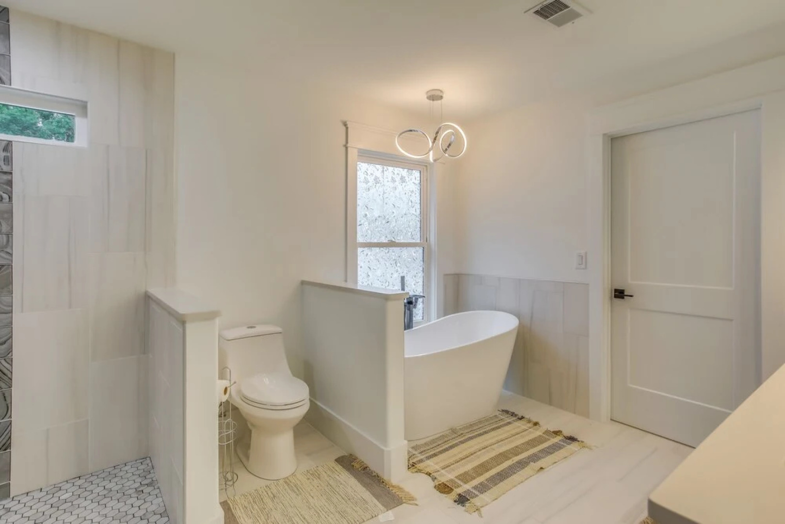 Murrells Inlet Vacation Rental: Near Marsh Walk!