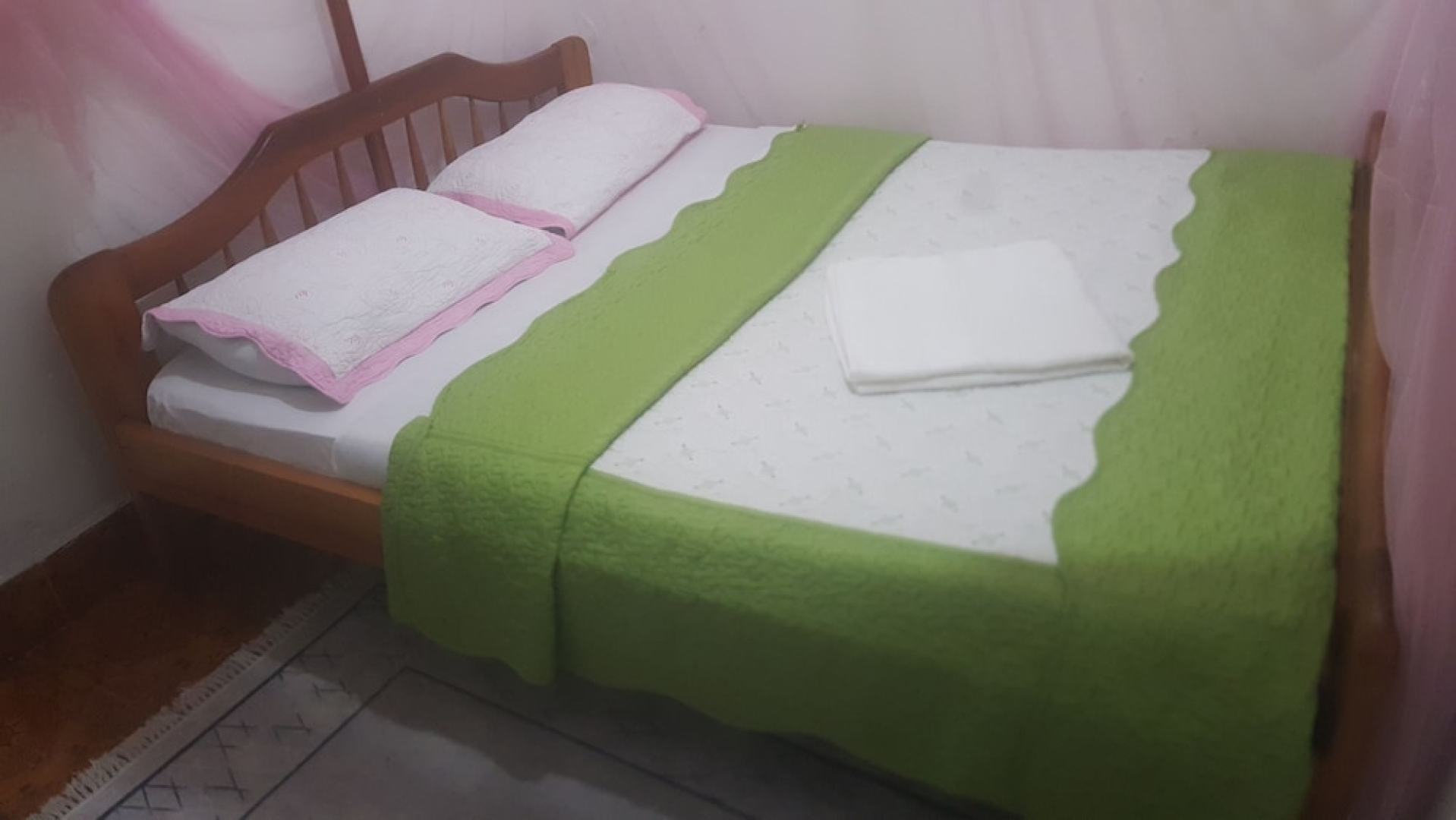 Golden Monkey Guest House