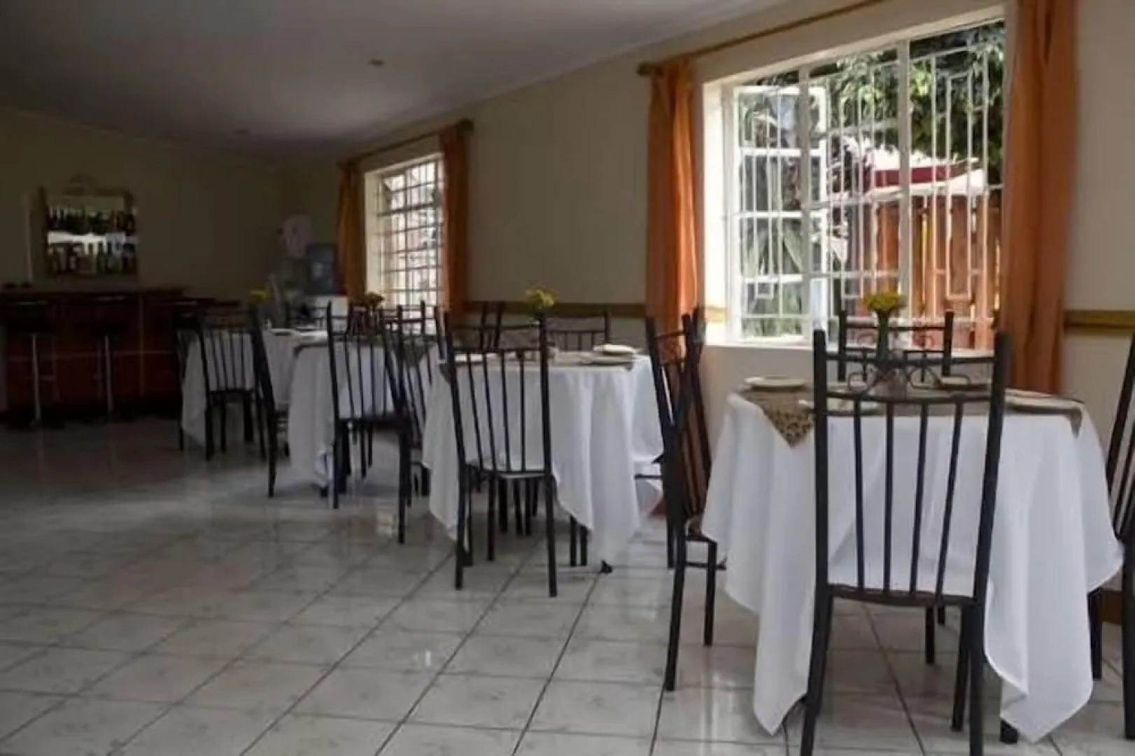 Annie's Lodge Blantyre