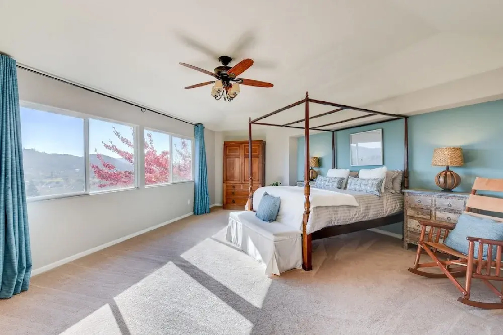 Wine-tasting, Light-filled And Kid-friendly House 5 Bedroom Home by Redawning