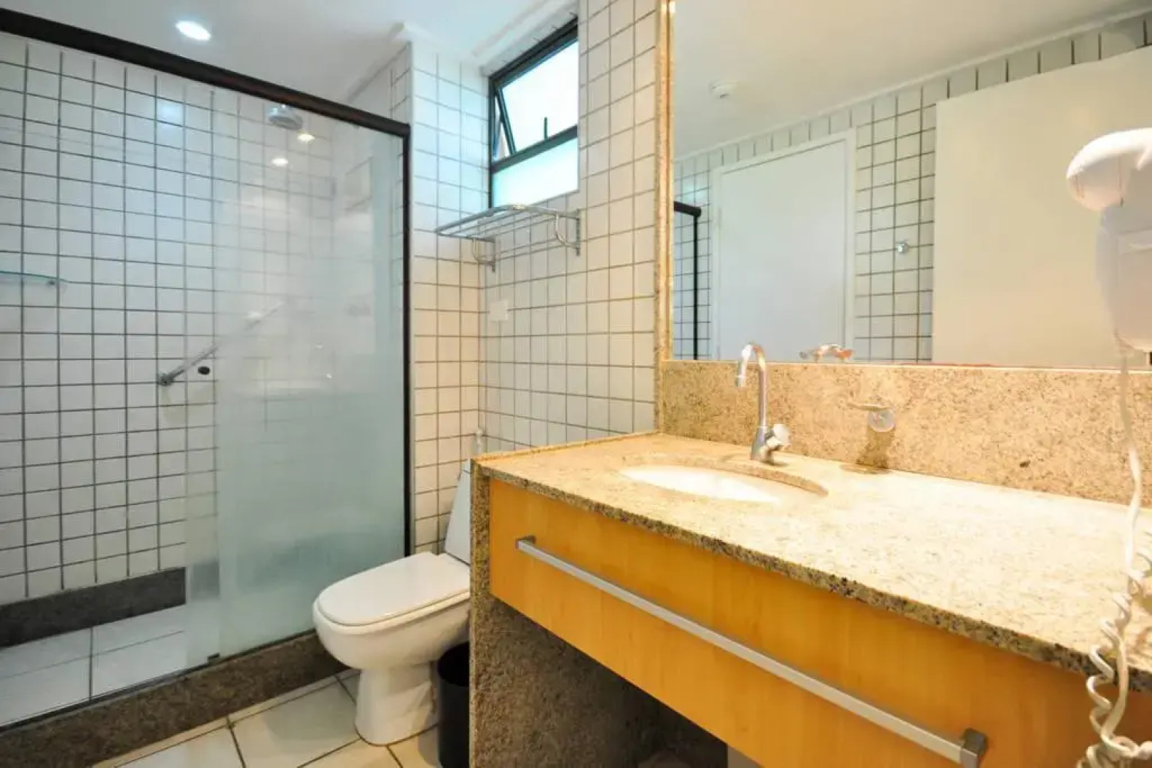 Flat Beach Class Resort