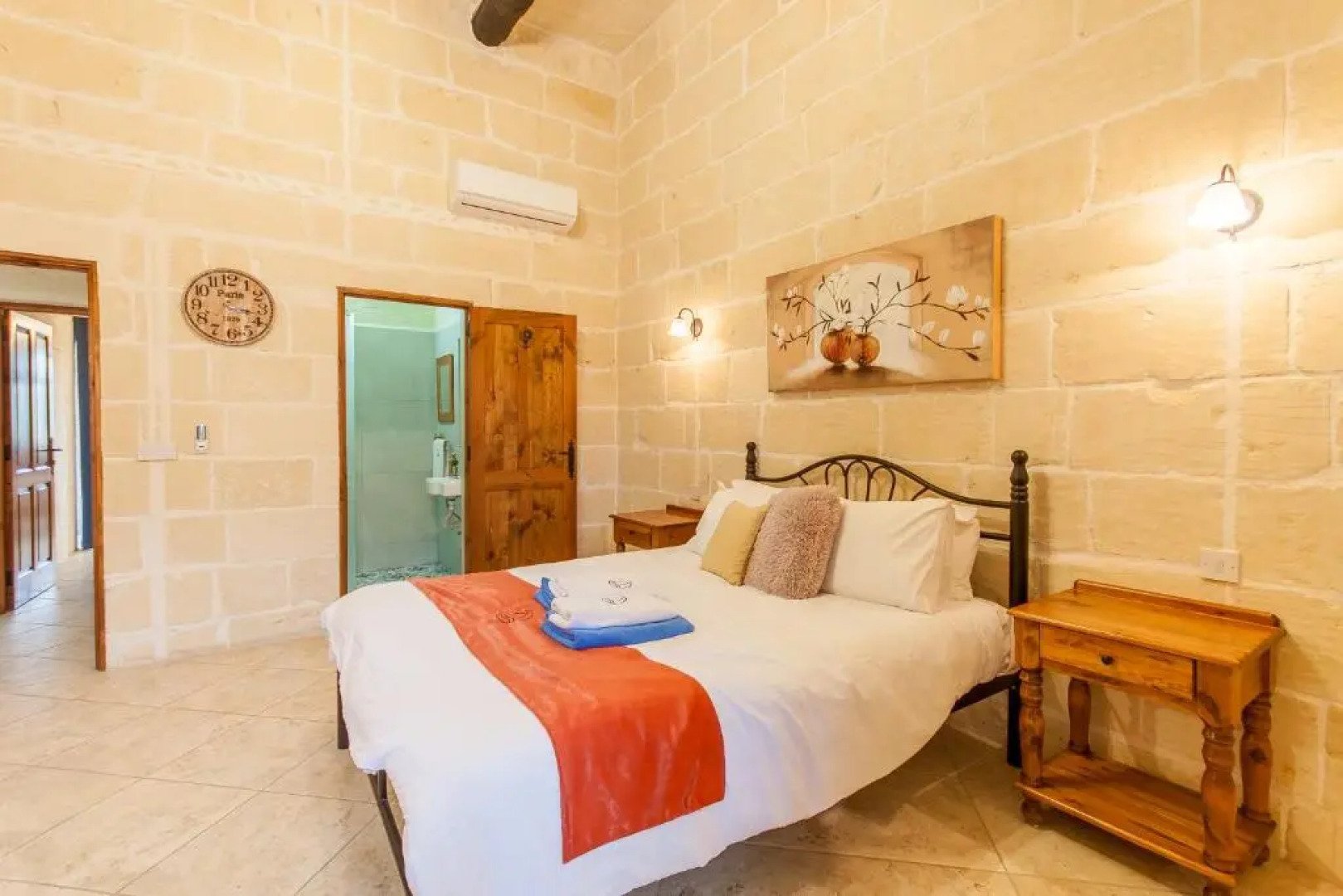Centre Island Gozitan Farmhouse & Pool