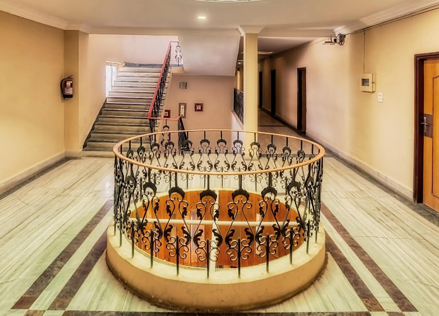 Hotel Empire Gandhidham