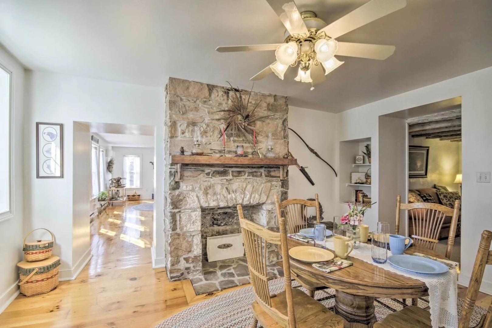 Farmhouse on River, 12 Miles to Liberty Mountain