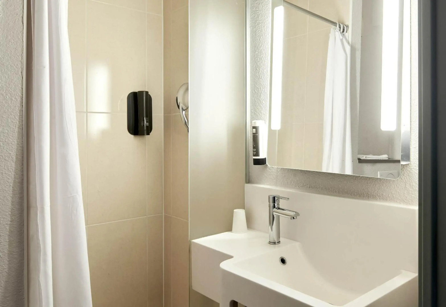 Ibis Styles Massy Opera