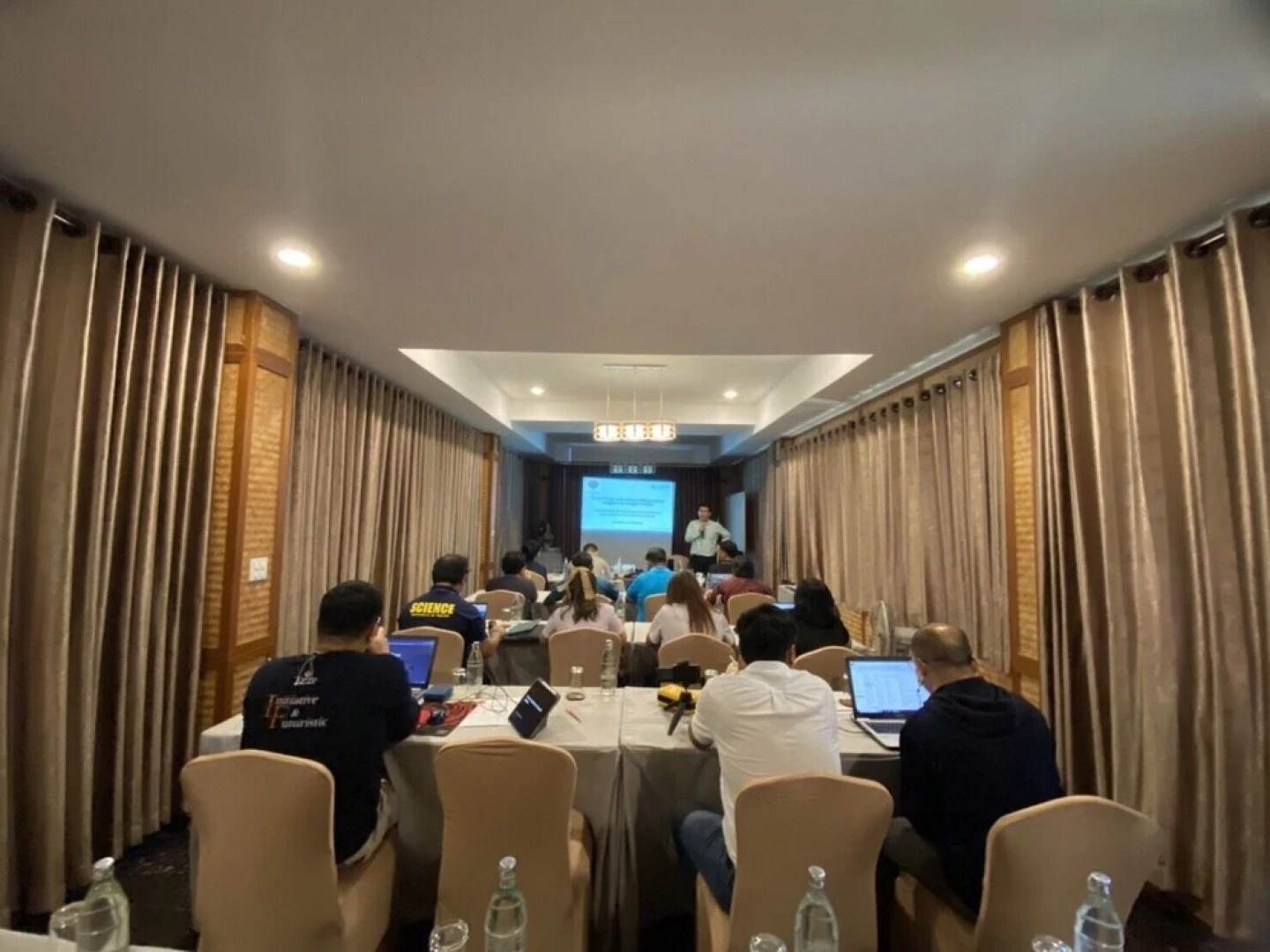 Uthai River Lake Resort