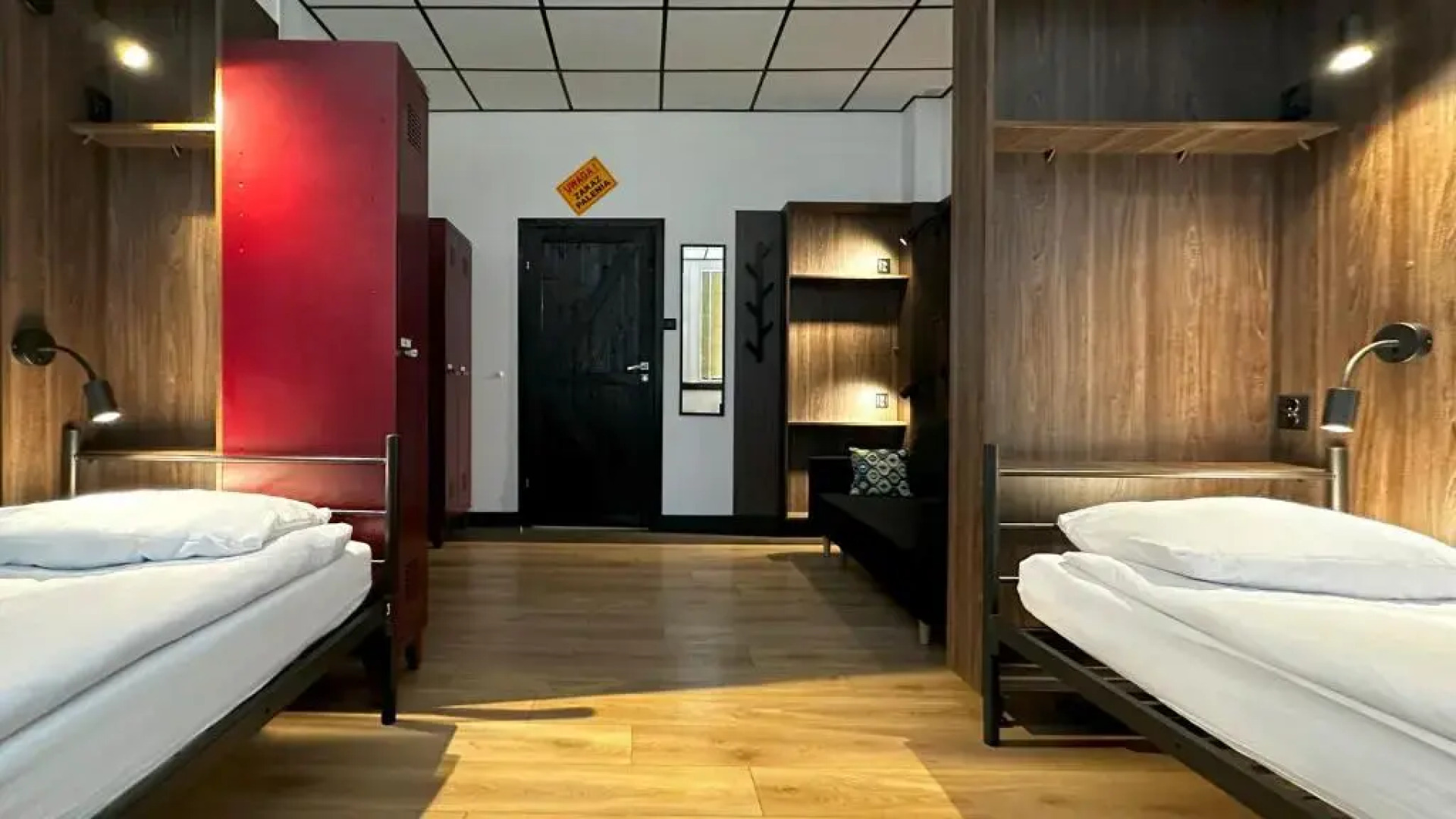 VOLA Hostel