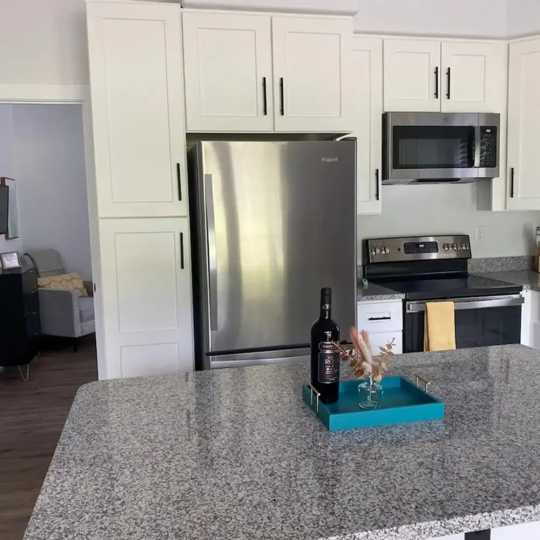 Creek 15 min to Purgatory Garage Parking