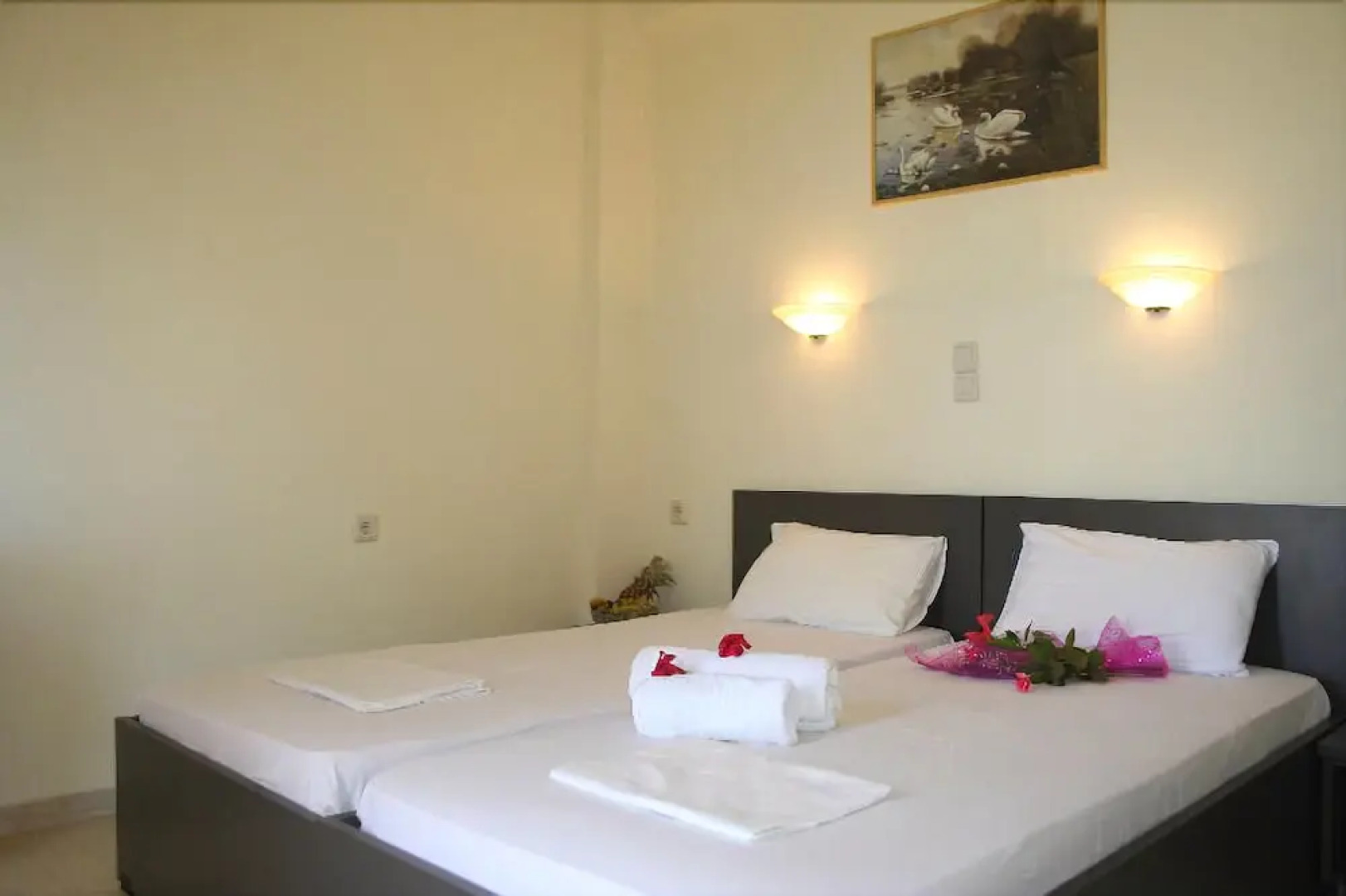 Nikas Rooms & Apartments