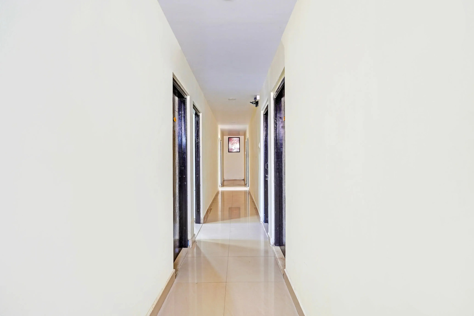 Hotel O Guduvancheri Railway Station