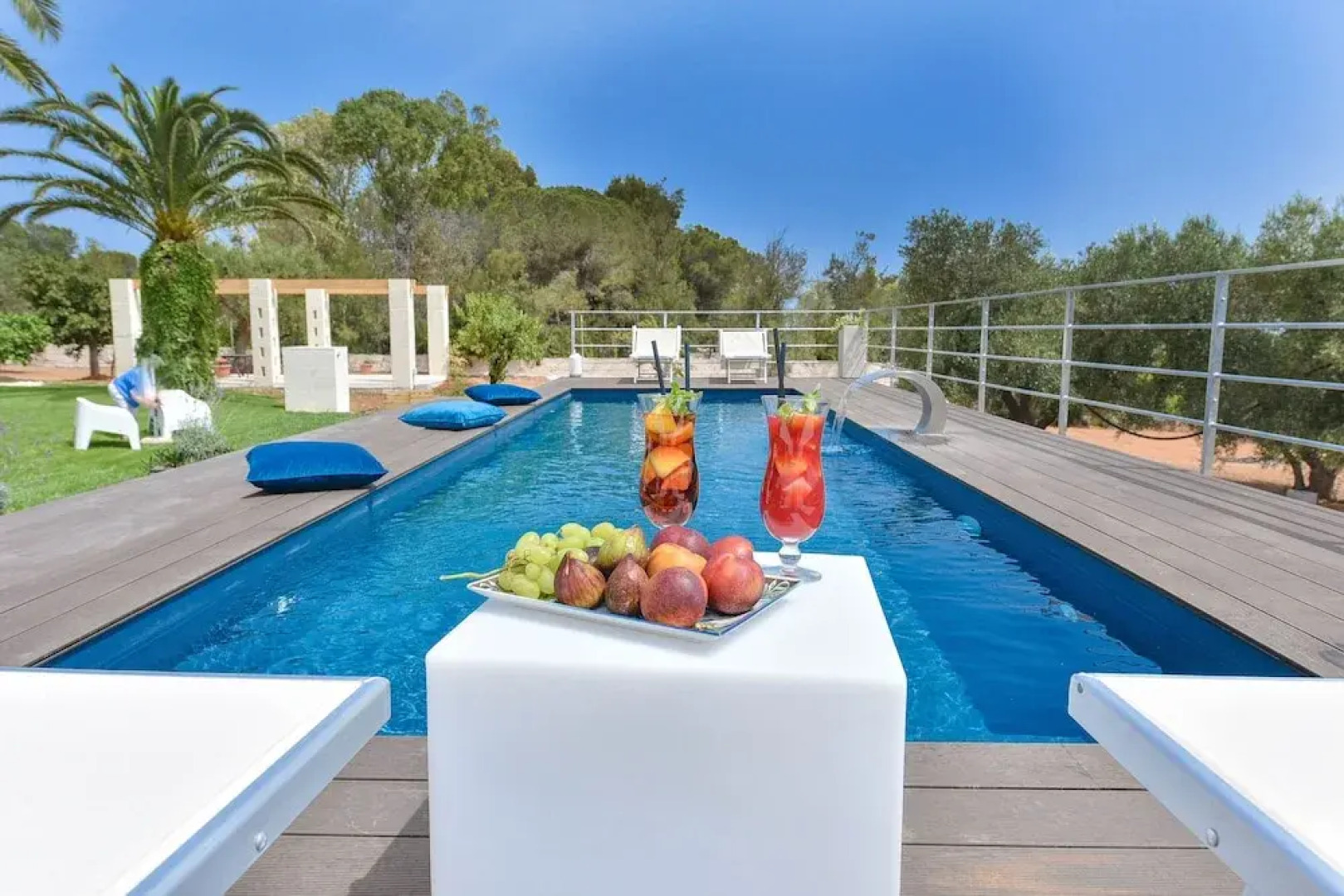 Esclusiva Villa a Ostuni con Piscina 1km dal Mare