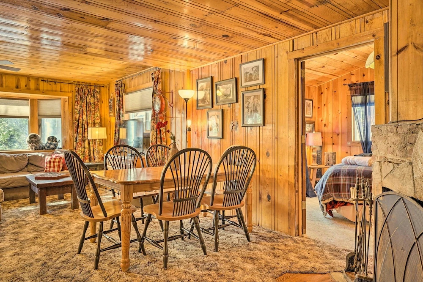 California Retreat w/ Deck, Fire Pit & Grill!