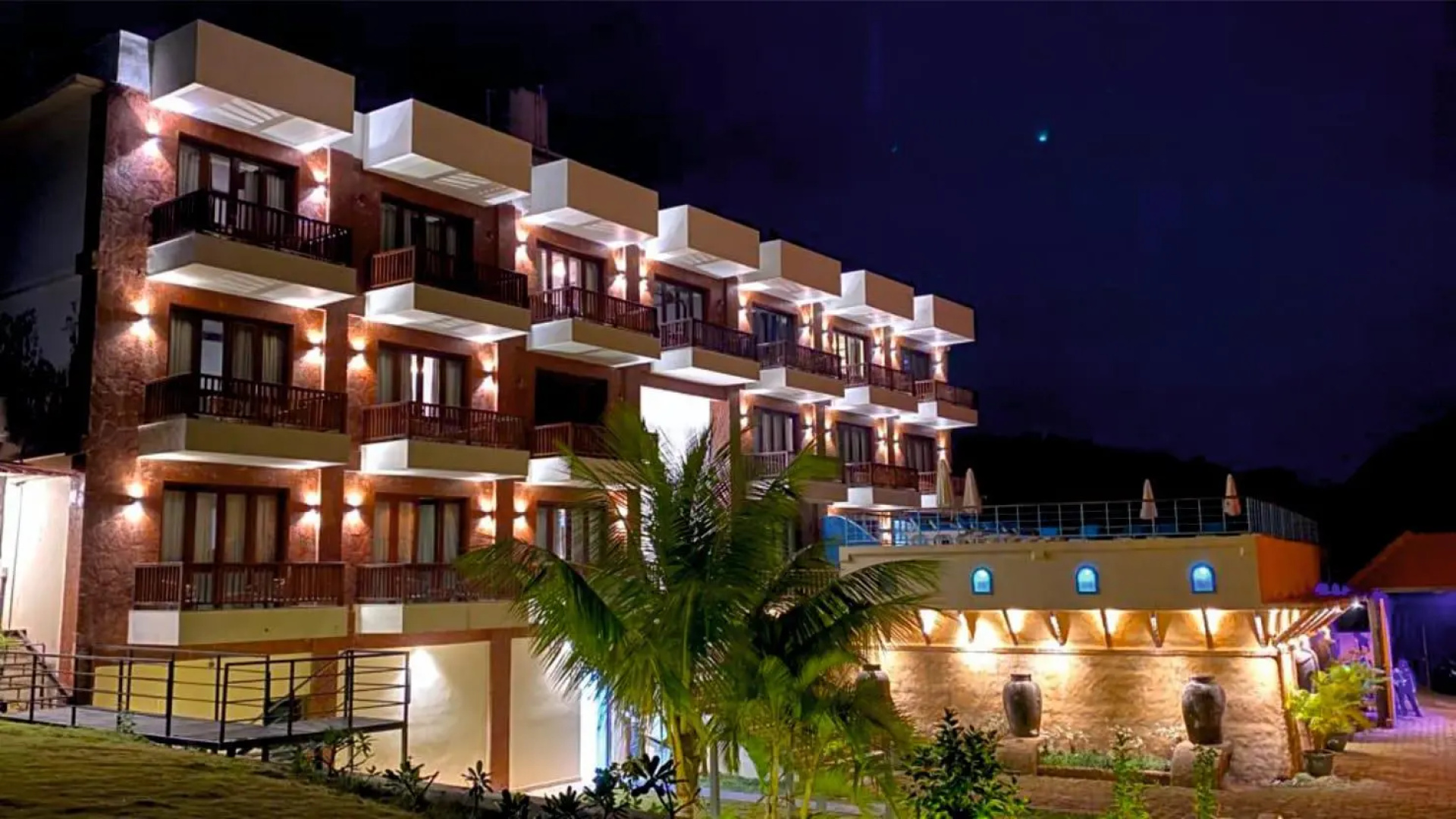 Oxygen Resorts Morjim Goa