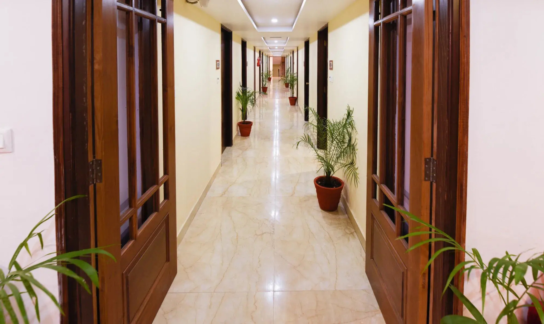 Treebo Trend Nand Residency