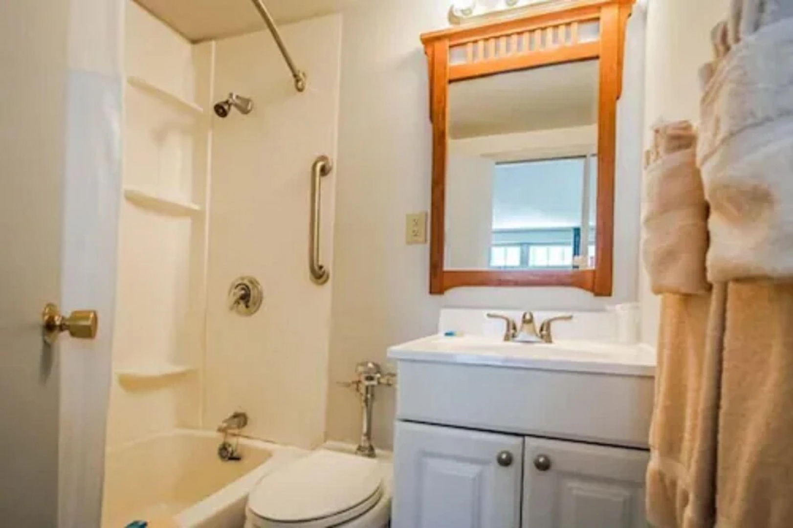 Harbor Landing Resort