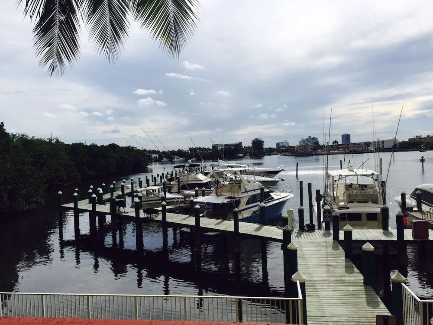 America Luxury Intracoastal Apartments