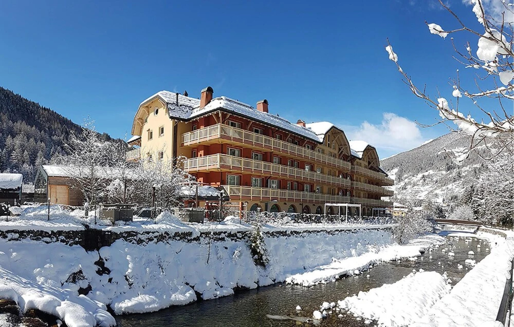 Stunning Apartment in Ponte di Legno With 2 Bedrooms and Wifi