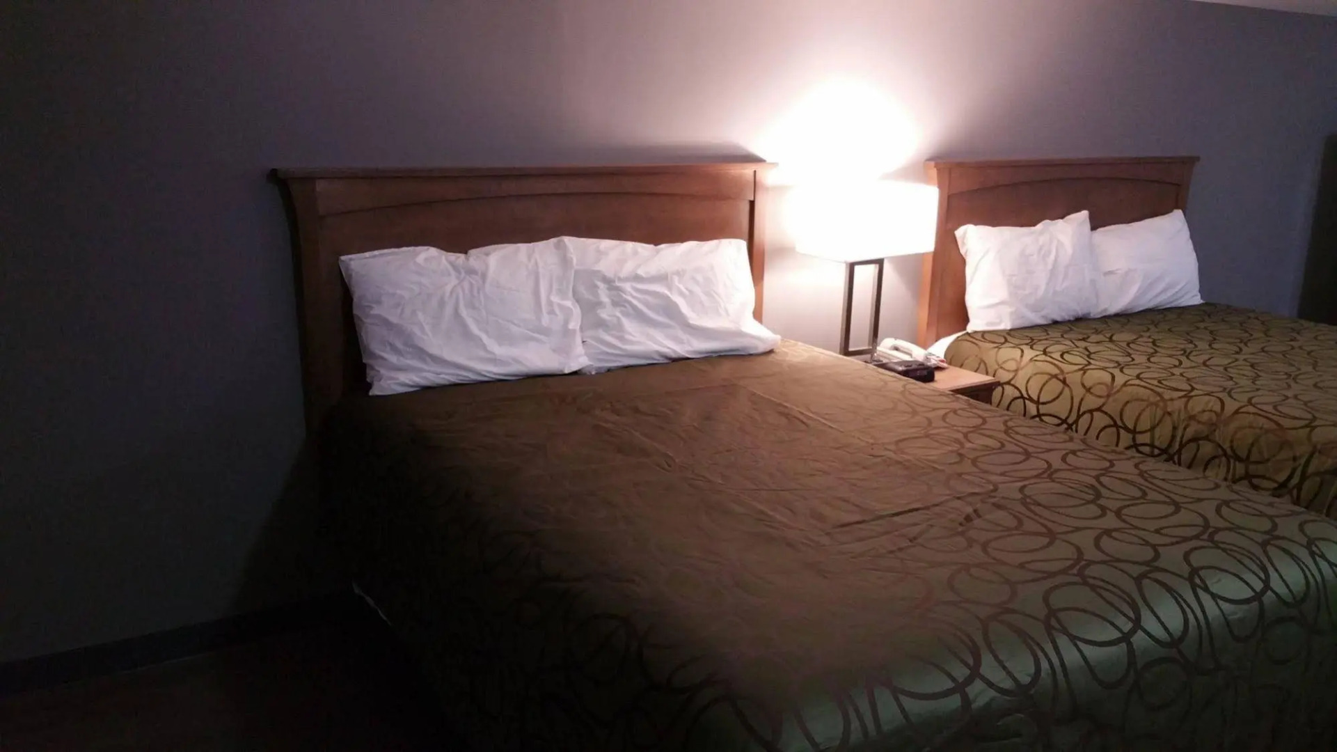 Sunrise Inn and Suites