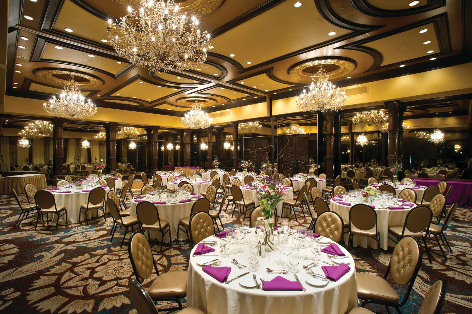 El Monte Sagrado Living Resort & Spa