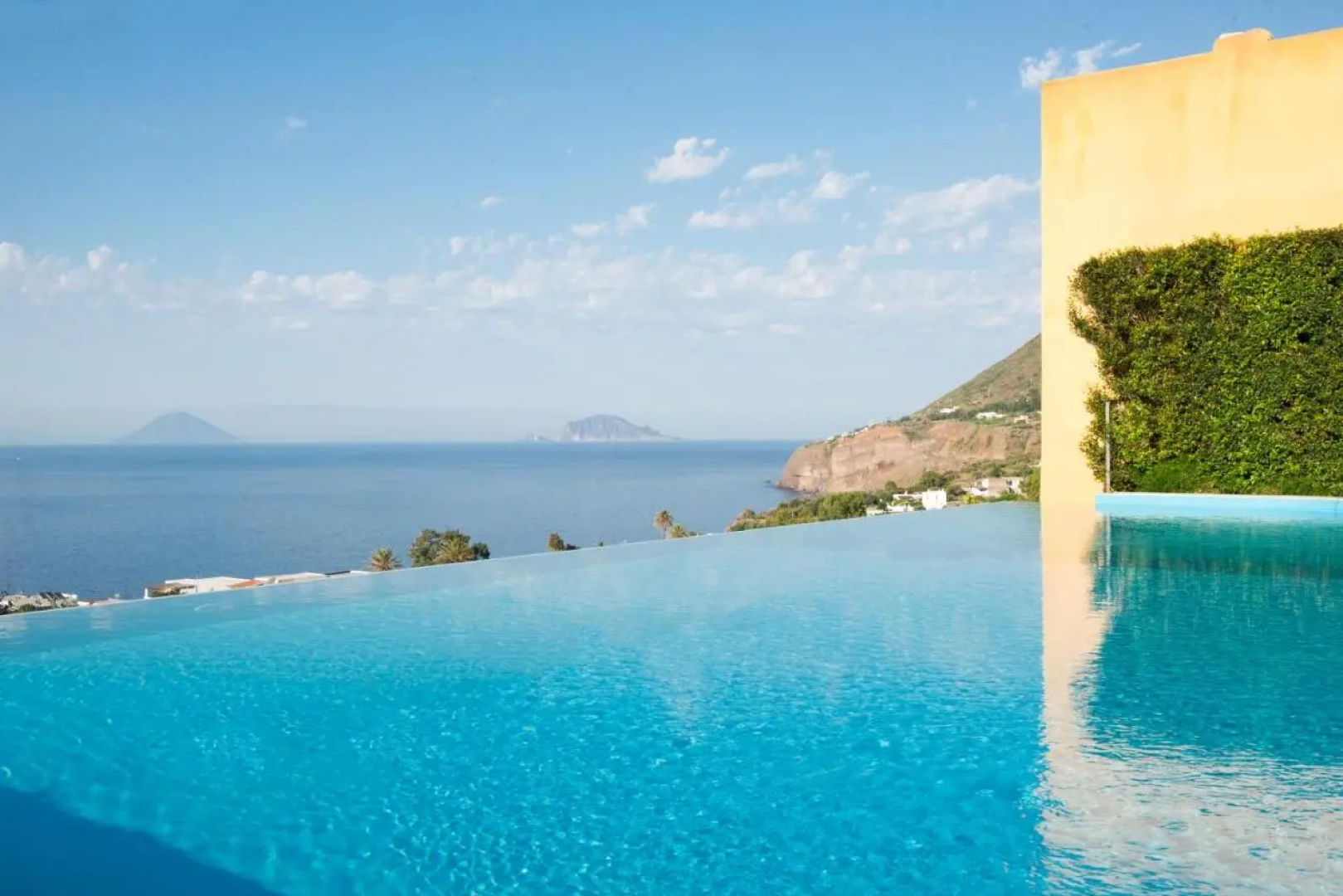 Hotel Ravesi