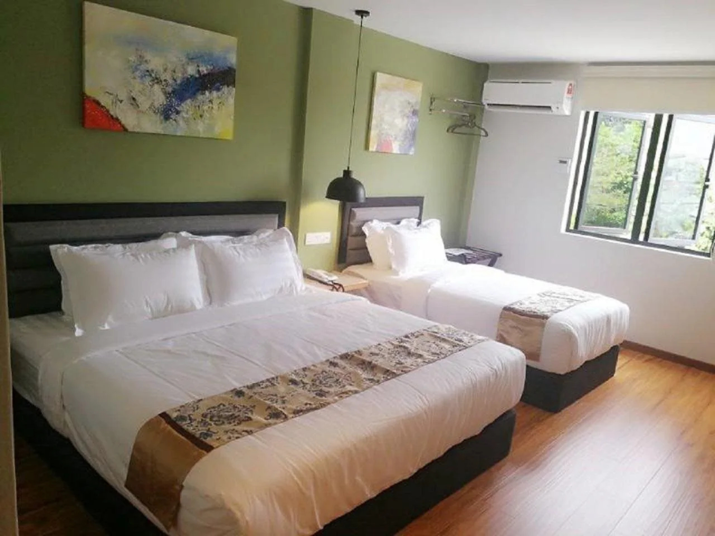 Apple Suites Hotel