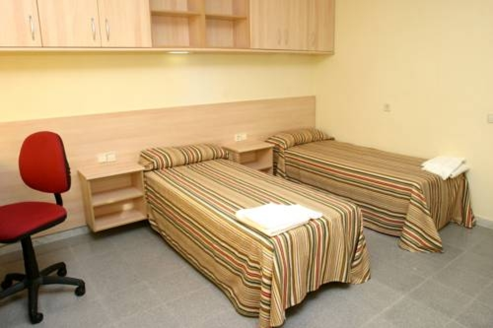 Vila Universitaria UAB Campus