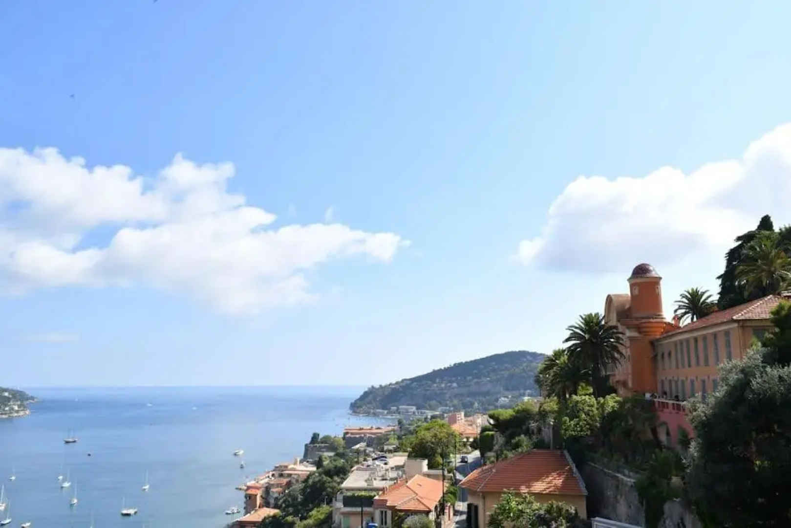 French Riviera - 3 pièces, vue mer et piscine