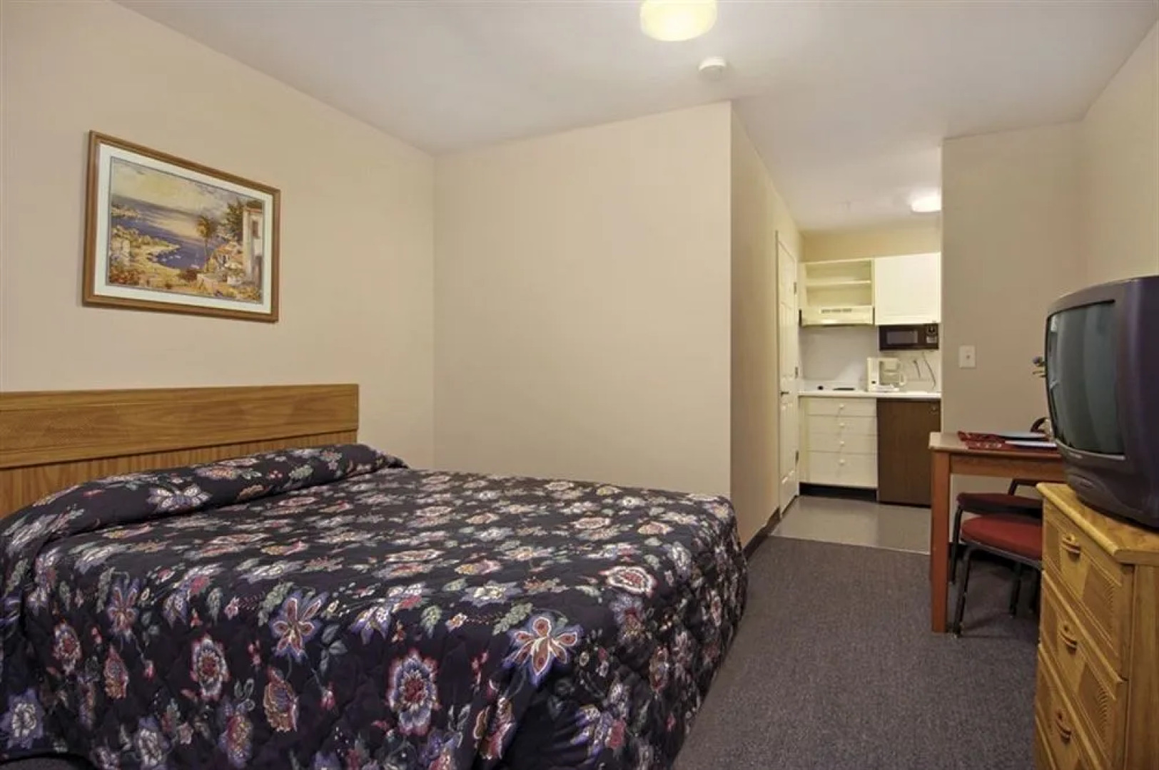 Savannah Suites - Stone Mountain