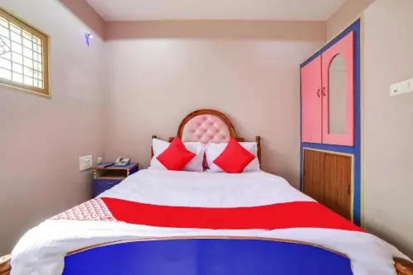 OYO 65103 Hashmi Residency