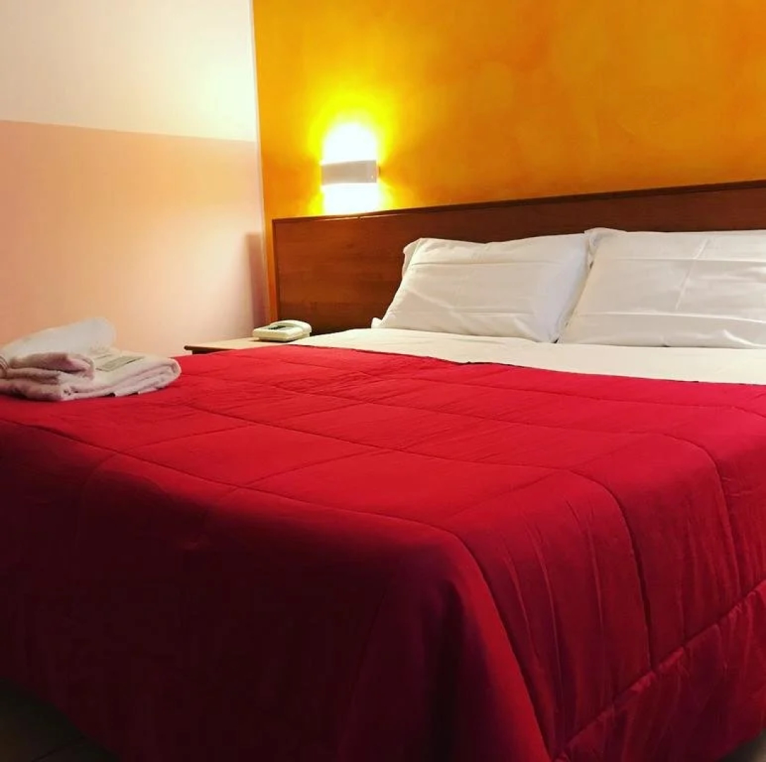 Hotel Pellegrino E Pace